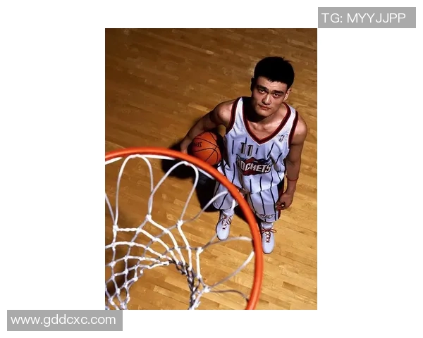 新秀姚明在NBA赛场的精彩表现与未来发展潜力分析 新秀姚明在NBA赛场的精彩表现与未来发展潜力分析