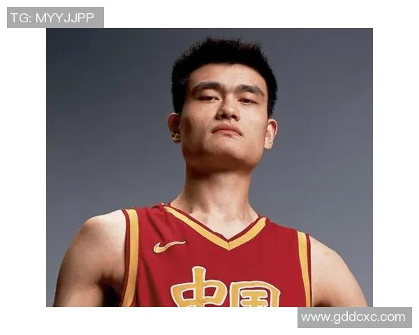 老外赞叹姚明的篮球天赋与人格魅力引发全球关注与热议 老外赞叹姚明的篮球天赋与人格魅力引发全球关注与热议