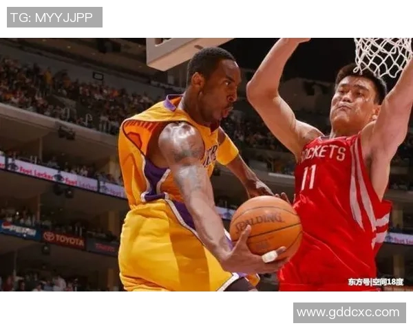 姚明60秒:从篮球巨星到商业领袖的传奇转变与人生智慧 姚明60秒:从篮球巨星到商业领袖的传奇转变与人生智慧