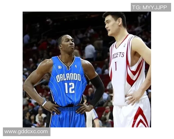 姚明与詹姆斯对决的篮球传奇时刻与历史意义解析 姚明与詹姆斯对决的篮球传奇时刻与历史意义解析