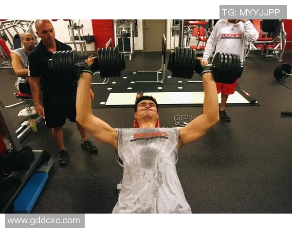 姚明训练内容揭秘：从基础技能到体能提升的全面训练方案