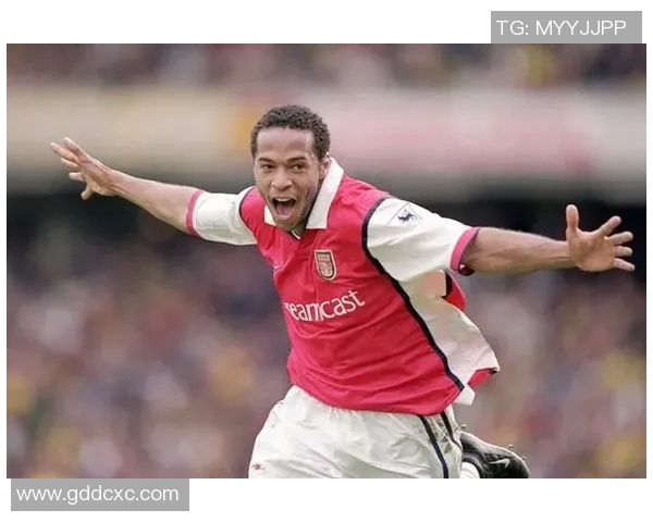 14号足球明星亨利的传奇生涯与辉煌成就回顾